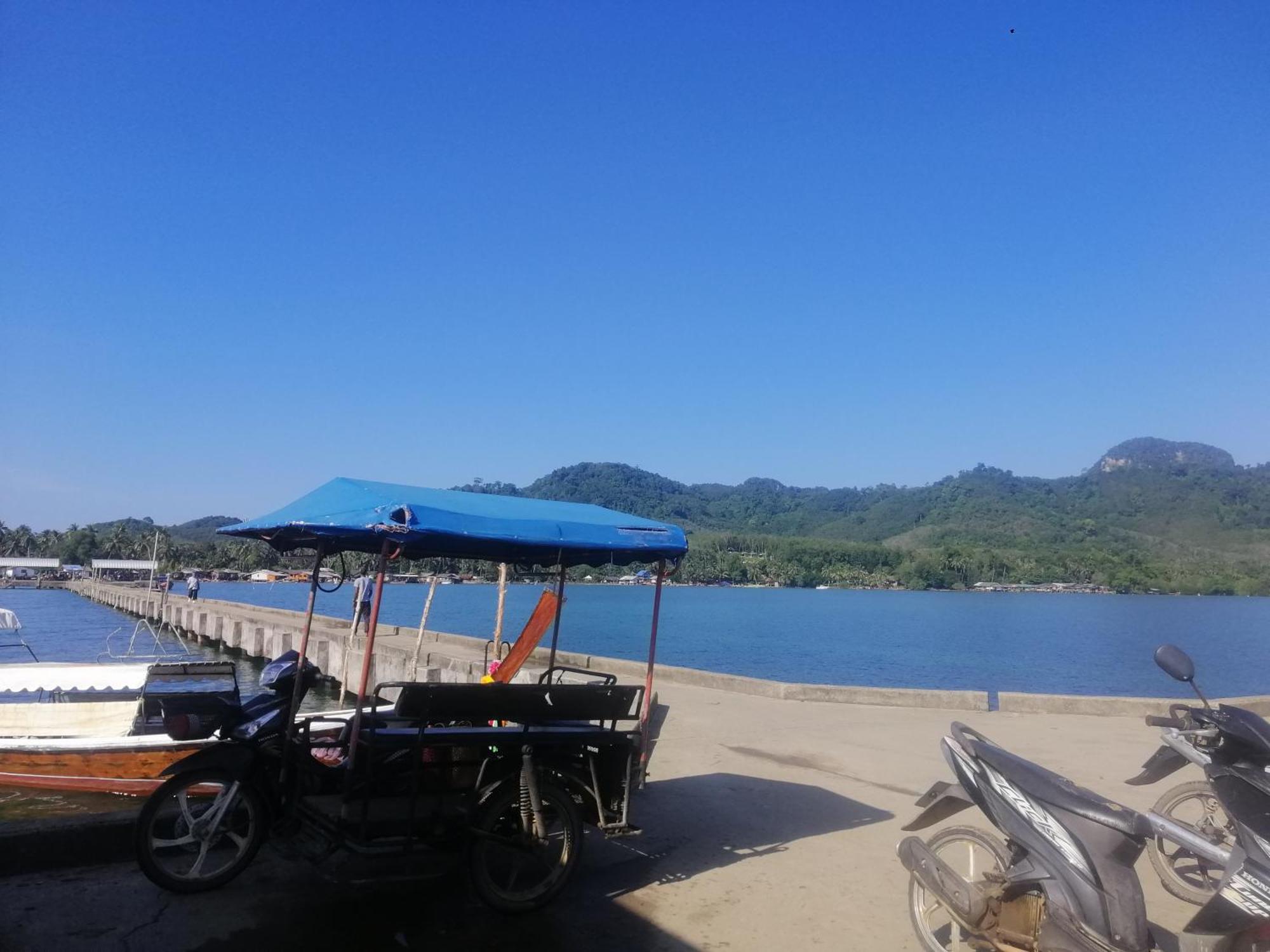 Mookboonchu Guesthouse ,Kohmook Trang Koh Mook Exteriör bild