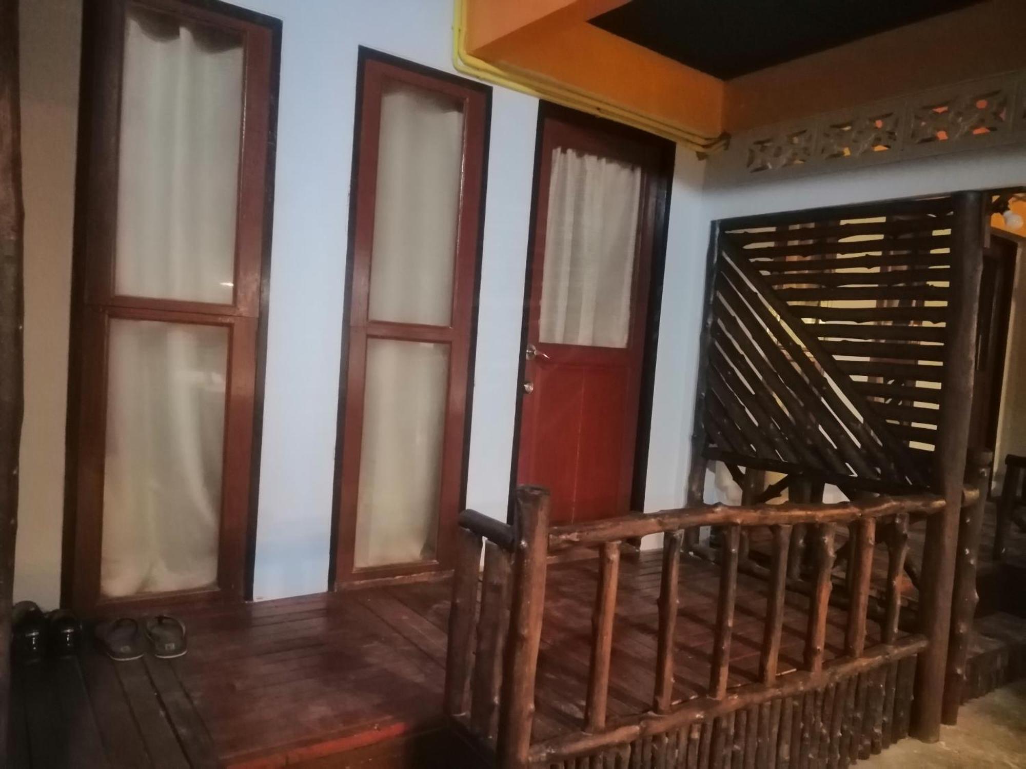 Mookboonchu Guesthouse ,Kohmook Trang Koh Mook Exteriör bild