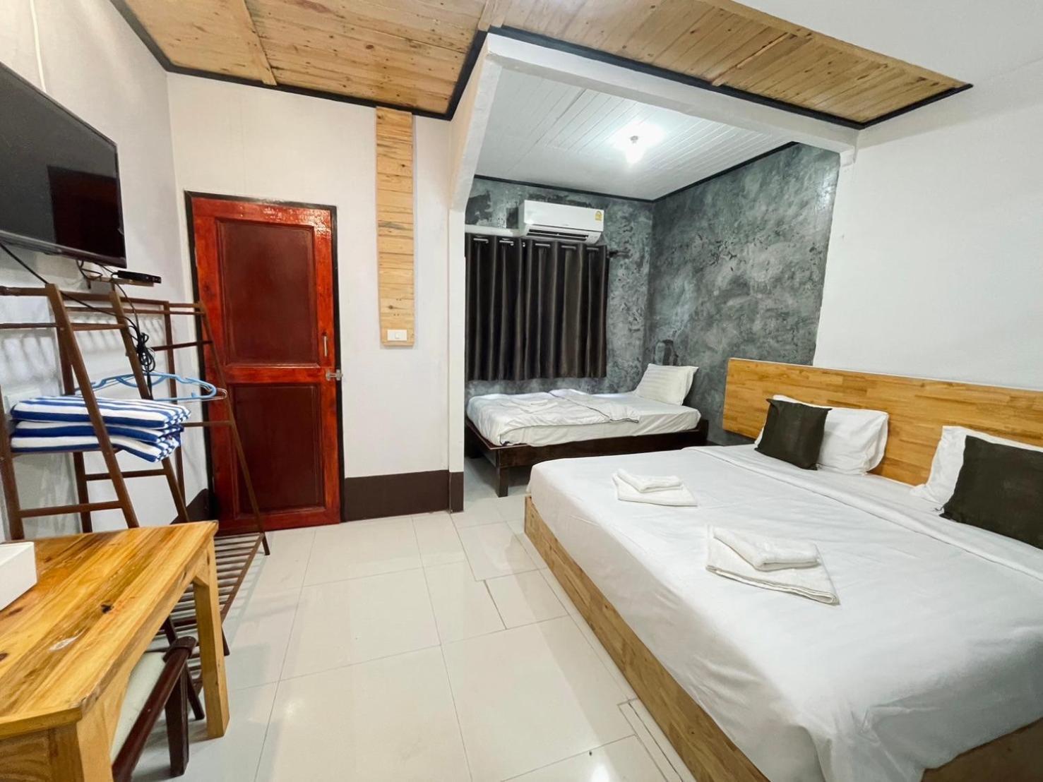 Mookboonchu Guesthouse ,Kohmook Trang Koh Mook Exteriör bild