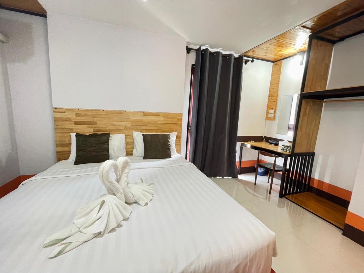 Mookboonchu Guesthouse ,Kohmook Trang Koh Mook Exteriör bild